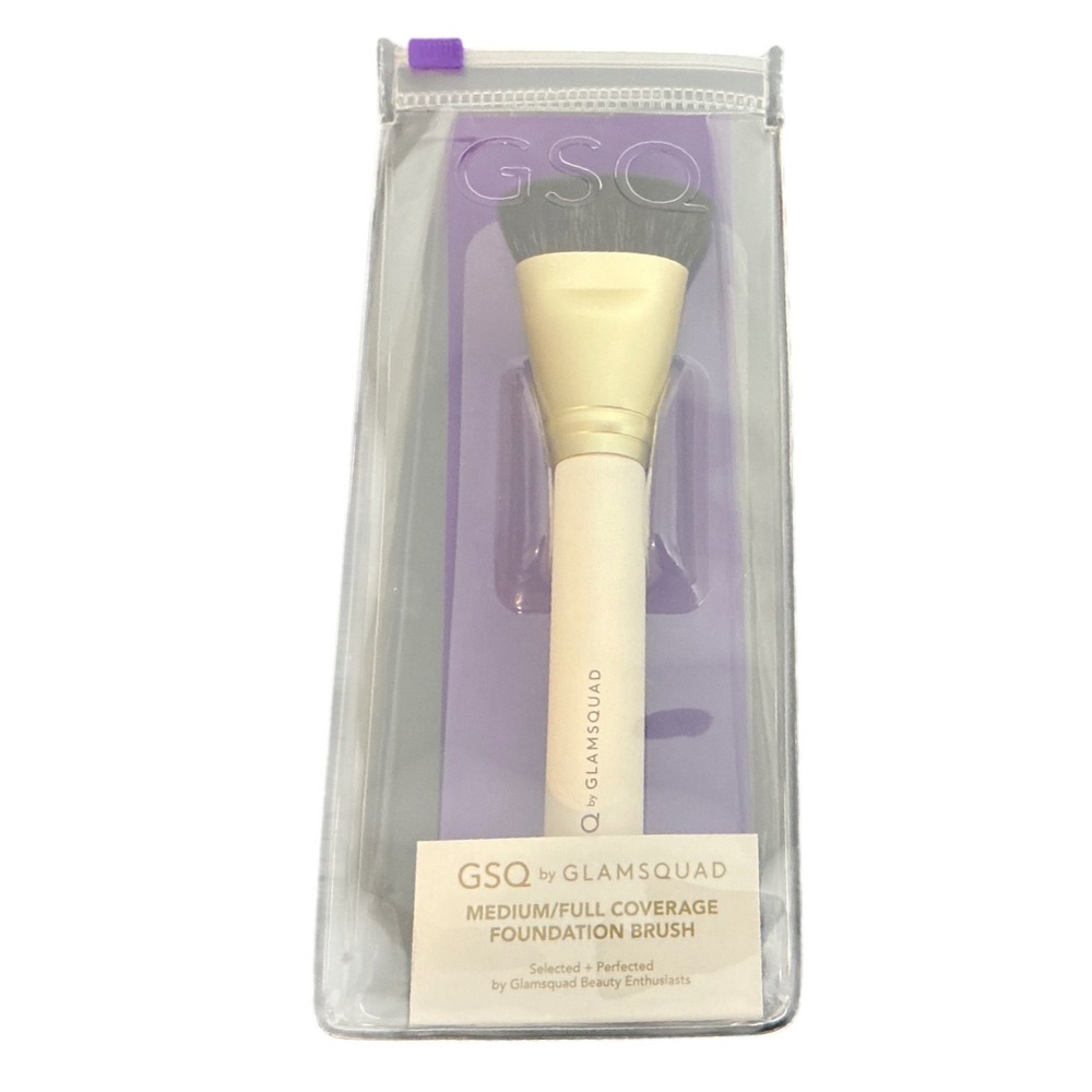 GSQ by GLAMSQUAD Medium Full Coverage Foundation Brush Makeup Tool